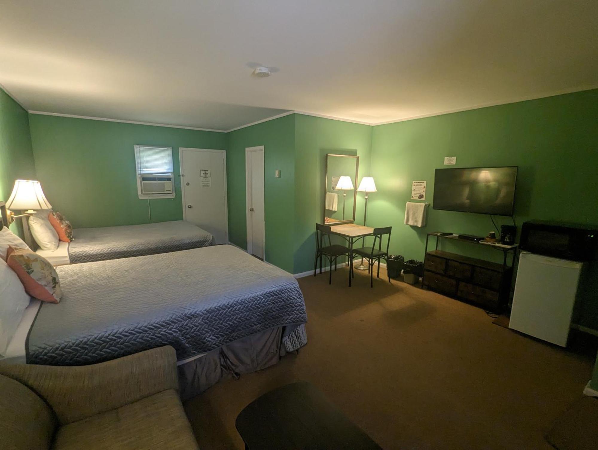 Pinewood Inn Barrys Bay Esterno foto